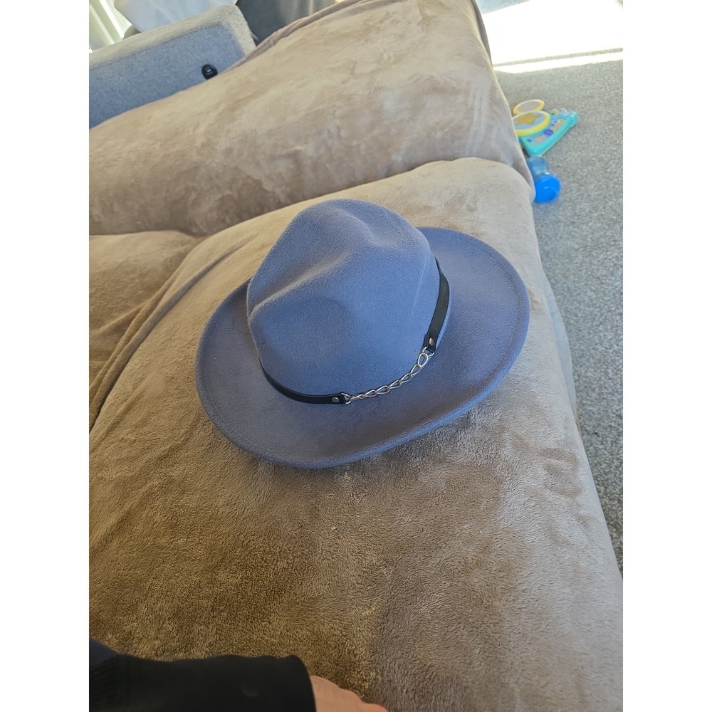 Blue cotton-poly blend fedora in dusty blue with a buckled chain accent band